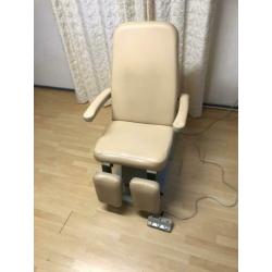 Pedicurestoel met verstelbare beensteun