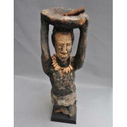 Oud tribaal altaar offerbeeld vd IBO stam, Nigeria, ca.1970
