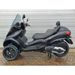 Piaggio MP3 400 LT MAT ZWART 2010 Autorijbws 1mnd Garantie