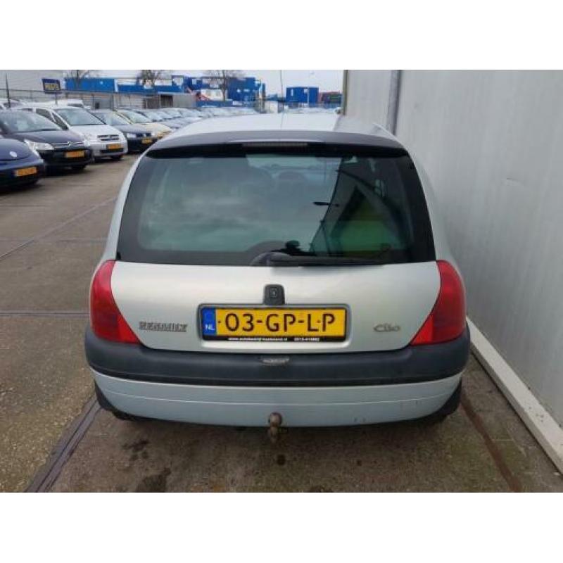 Renault Clio 1.2-16V Authentique