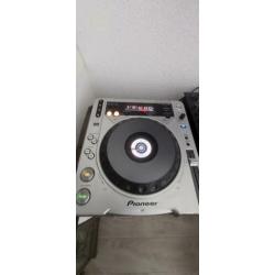Pioneer CDJ 800 MK2 + Flyghtcase