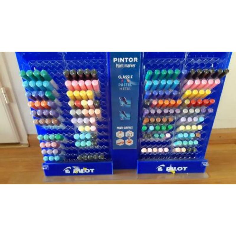 Markers 160 STUKS NIEUW !!!!!!!!!