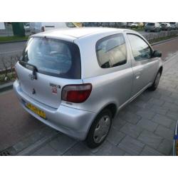 Toyota Yaris 1.3-16V VVT-i Sol
