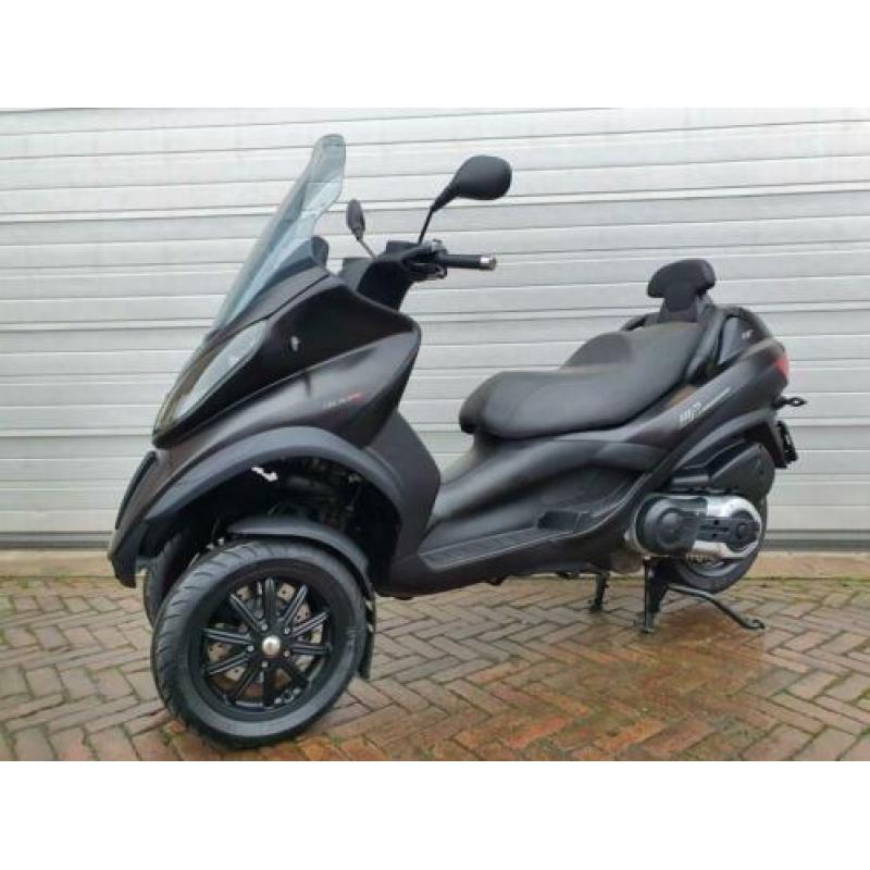 Piaggio MP3 400 LT MAT ZWART 2010 Autorijbws 1mnd Garantie