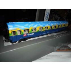 Roco 45167 + 45168 touristen treinwagons