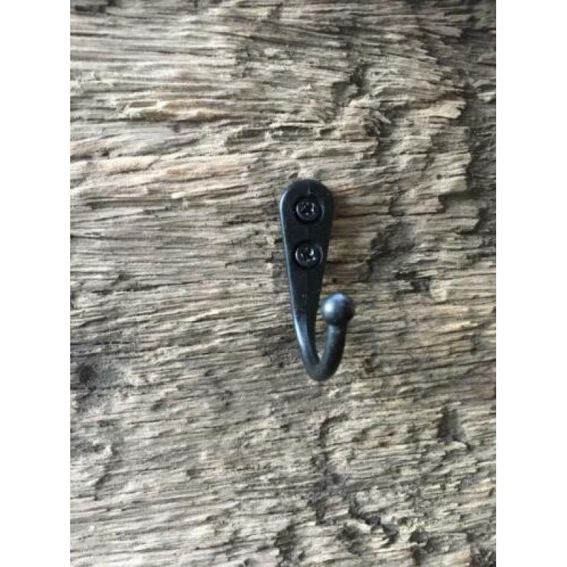 Zwarte metalen haak