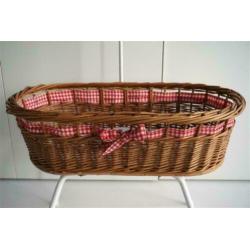 Rotan poppenwieg