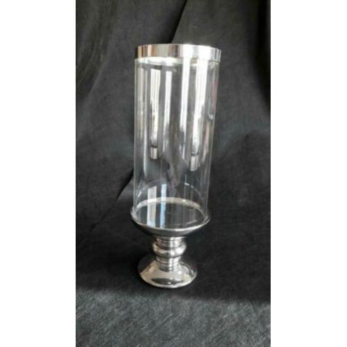 Glazen stolp met een zilver kleurig voet 36cm hoog 12,5cm do