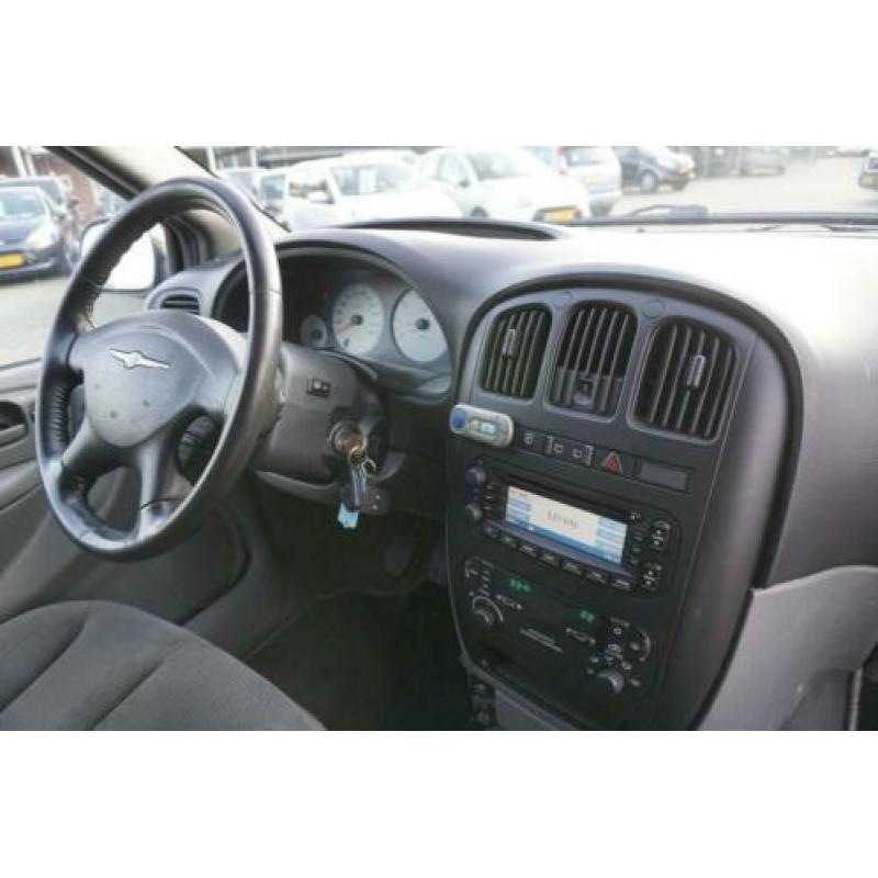 Chrysler Voyager 2.4i SE Luxe 7-PERSOONS AIRCONDITIONING PAR