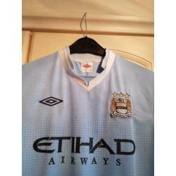 Shirt van Manchester City, Umbro maat M