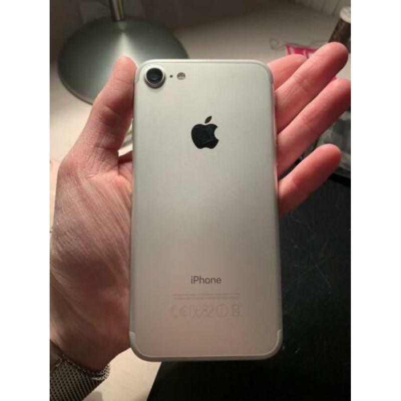 Iphone 7 128 gb, zilver krasvrij
