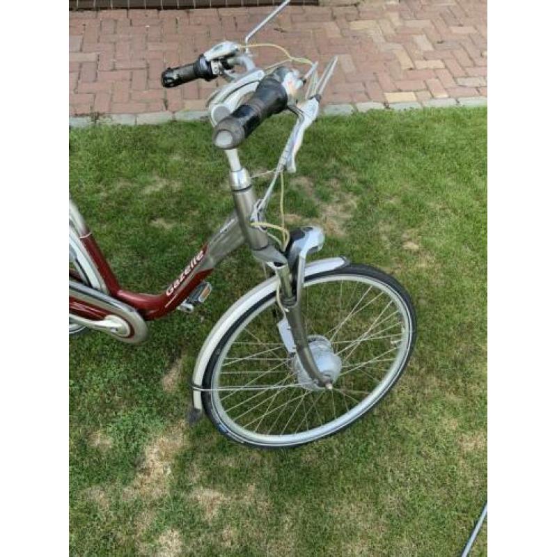 Gazelle orange elektrische fiets met zgan accu