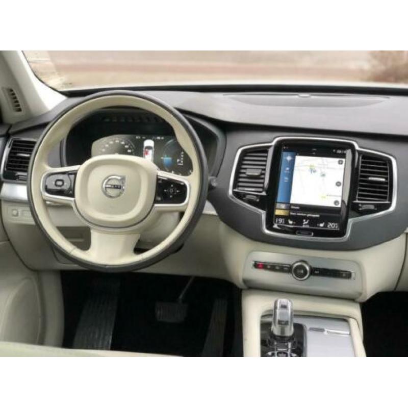 Volvo XC90 T8 Twin Engine AWD Momentum 7 persoons Ex. BTW