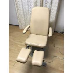 Pedicurestoel met verstelbare beensteun