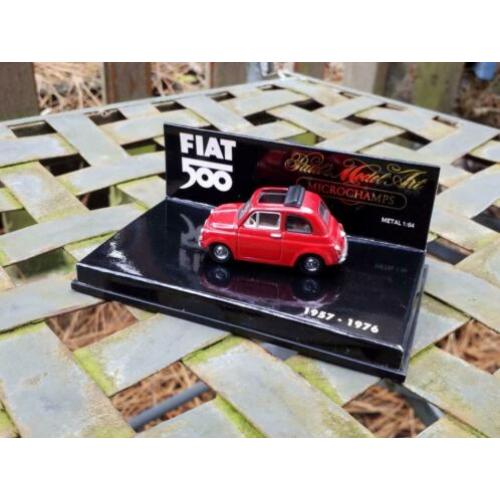 Fiat 500 Minichamps 1/64 rood open dak