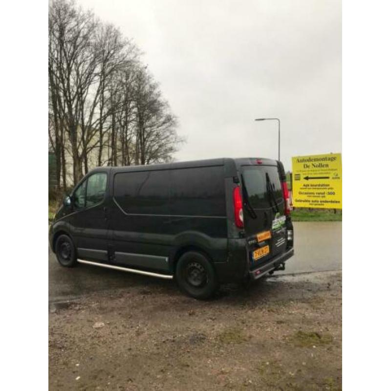 Opel Vivaro 2.5 CDTI L1H1 DC