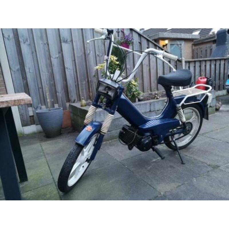 Tomos A3 uit 2005 - loopt perfect. Verder om op te knappen.