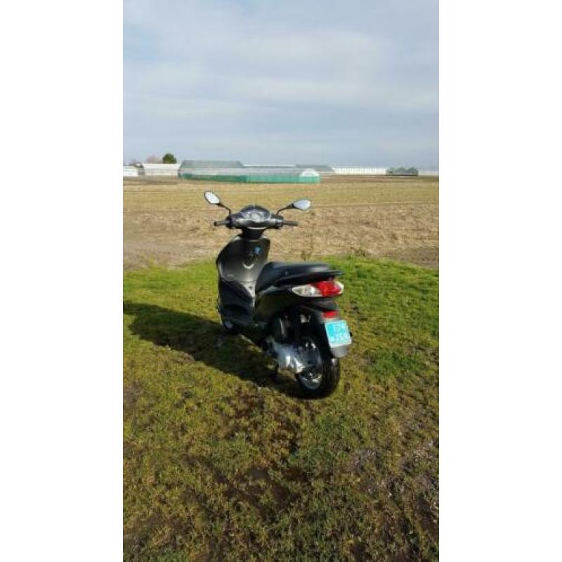 Piaggio Fly 4takt zeer goede conditie (4000km)