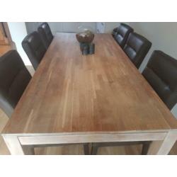 Eiken eettafel 200x90cm met 6 stoelen