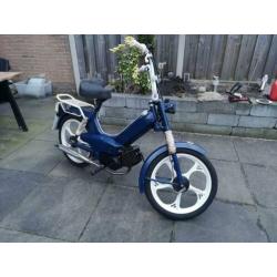 Tomos A3 uit 2005 - loopt perfect. Verder om op te knappen.