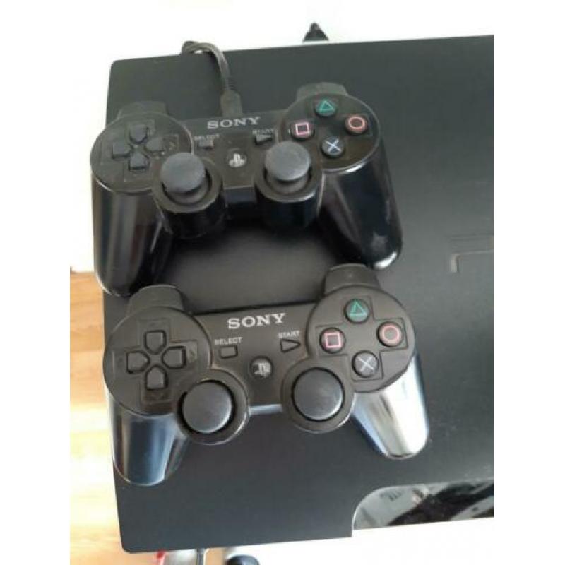 Ps3 Slim met 2 controllers