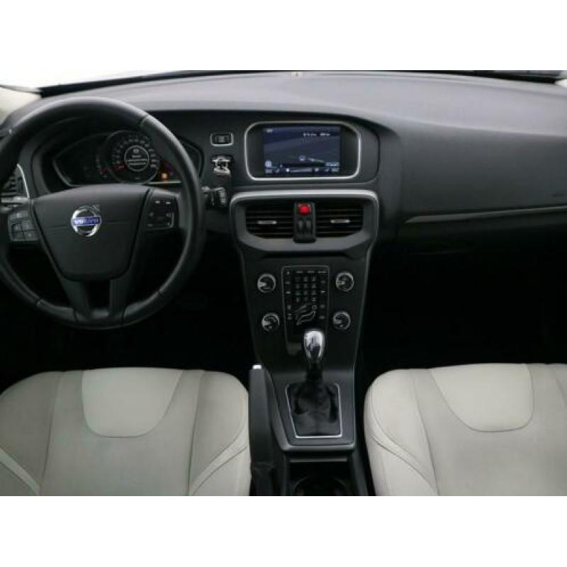 Volvo V40 1.6 T4 Summum | Automaat | Navi | Stoelverwarming