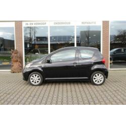 Toyota Aygo 1.0-12V + 100% onderhouden apk bij aflevering