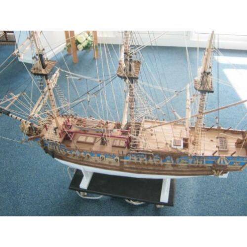 Scheepsmodel-Modelschip. HMY ROYAL CAROLINE.