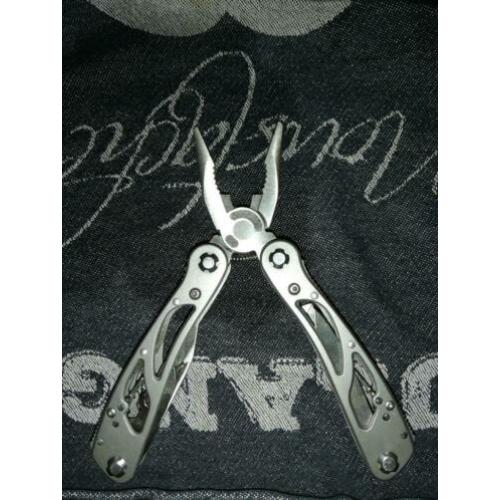 Multitool zakmes van Winchester