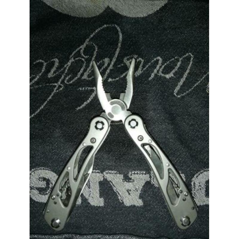 Multitool zakmes van Winchester