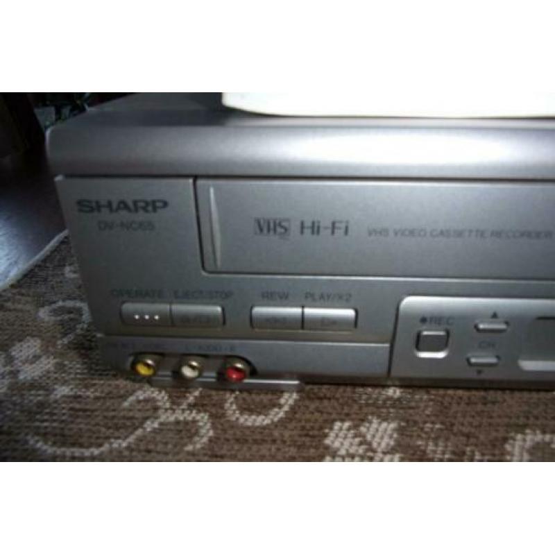 Videorecorder /DVD Speler in 1 Sharp