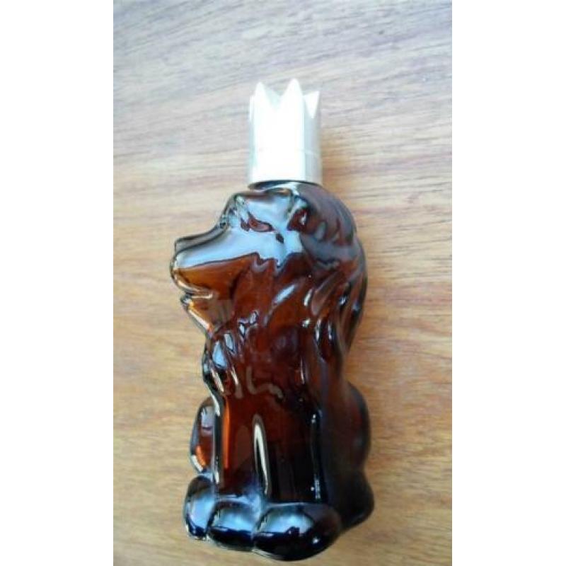Aftershave fles in de vorm van een Leeuw. Moara Shira.