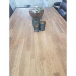 Eiken eettafel 200x90cm met 6 stoelen