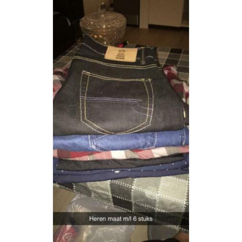 Partij kleding dames en heren 54 stuks