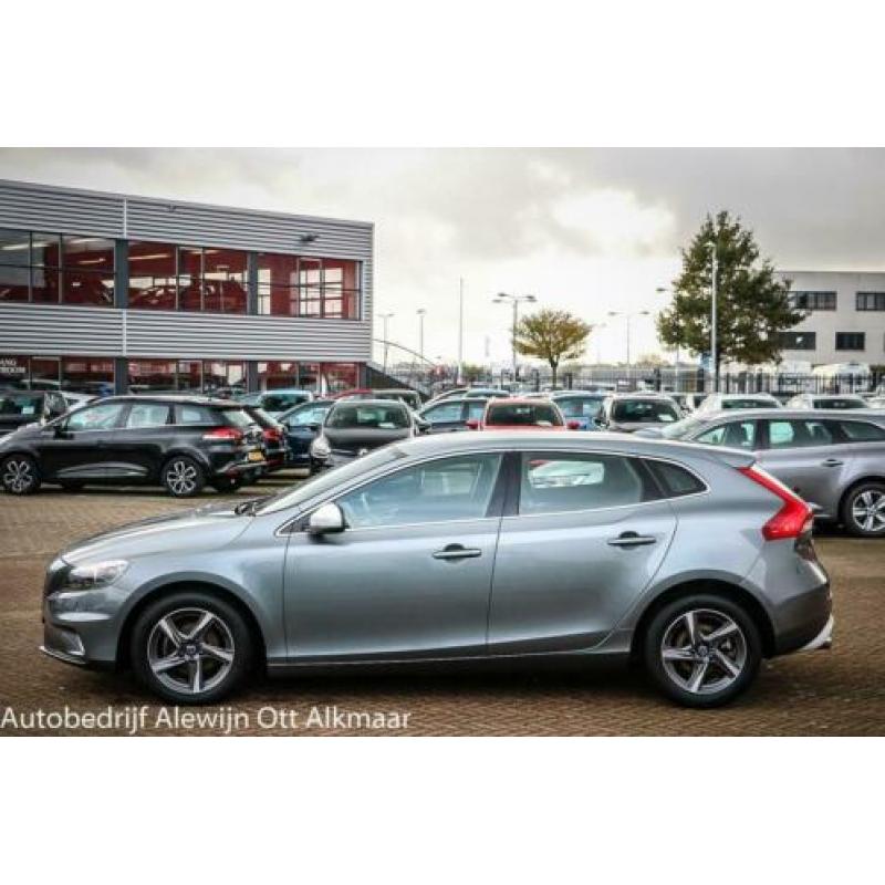 Volvo V40 2.0 D2 R-Design Business (bj 2015)