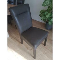 Eiken eettafel 200x90cm met 6 stoelen