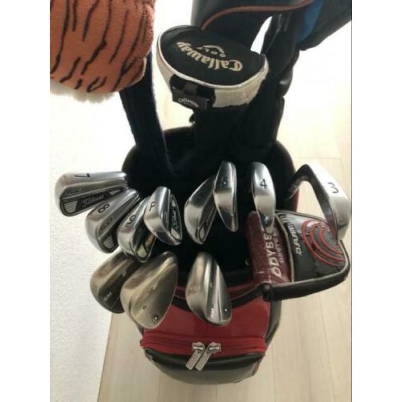 Complete set (met o.a Titleist AP2’s en 3x SM6 Vokey wedges)