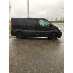 Opel Vivaro 2.5 CDTI L1H1 DC
