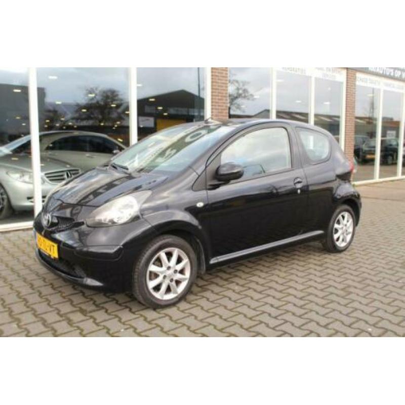 Toyota Aygo 1.0-12V + 100% onderhouden apk bij aflevering