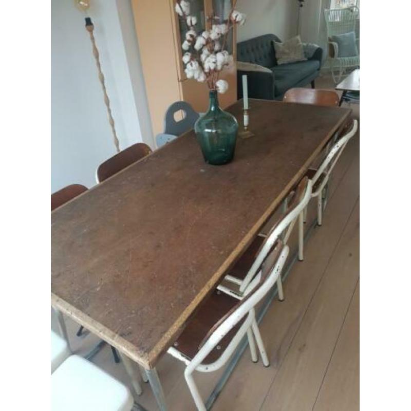 Vintage industriële tafel.