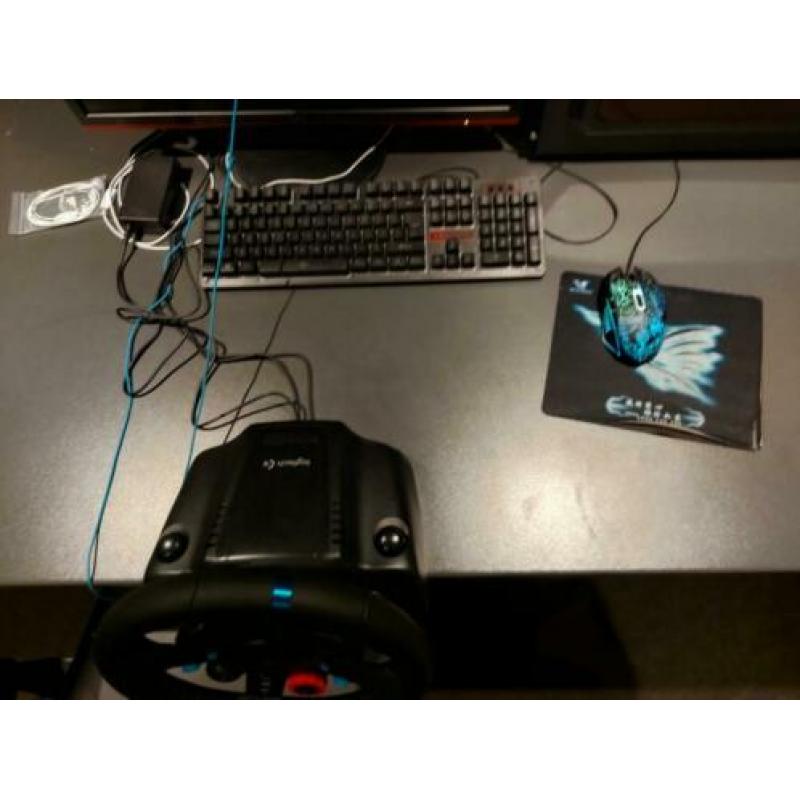 Game pc+logitech g29 en toetsenbord en muis