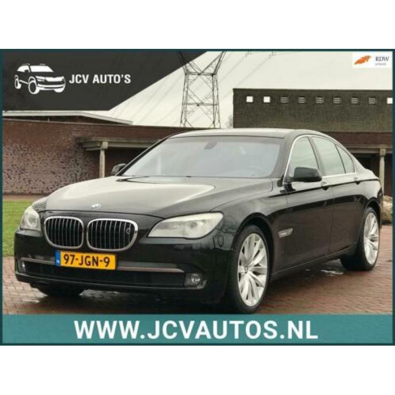 BMW 7-serie 740i High Executive NACHTZICHT/PANO/MEMORY/NAP