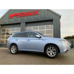 Mitsubishi Outlander 2.0 PHEV Instyle 4WD / Navi / Camera /