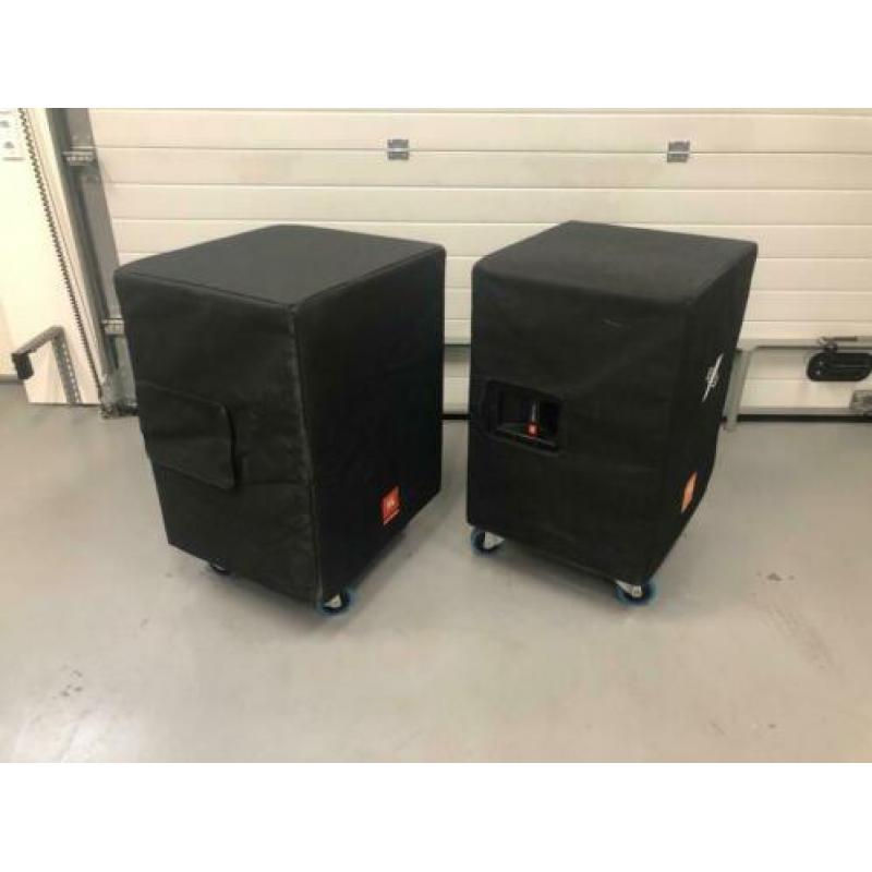 2 x JBL SRX 718 sub