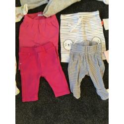 Neutrale/ meisjes babykleding maat 50