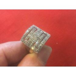 Zeer mooie ring, apart, zilver .925. Met markasiet