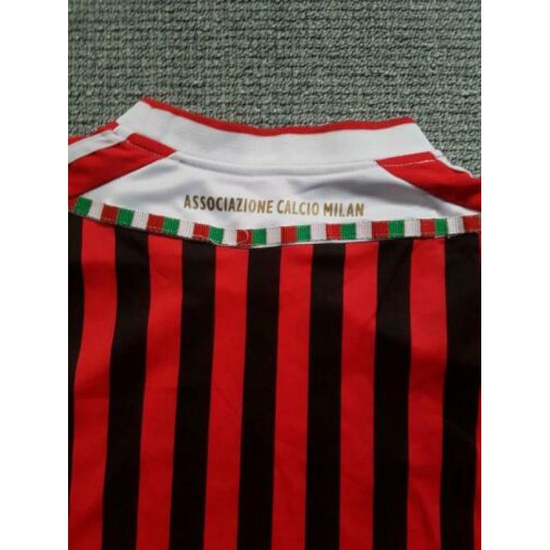Ac milan (orgineel), liverpool vest (orgineel),real madrid