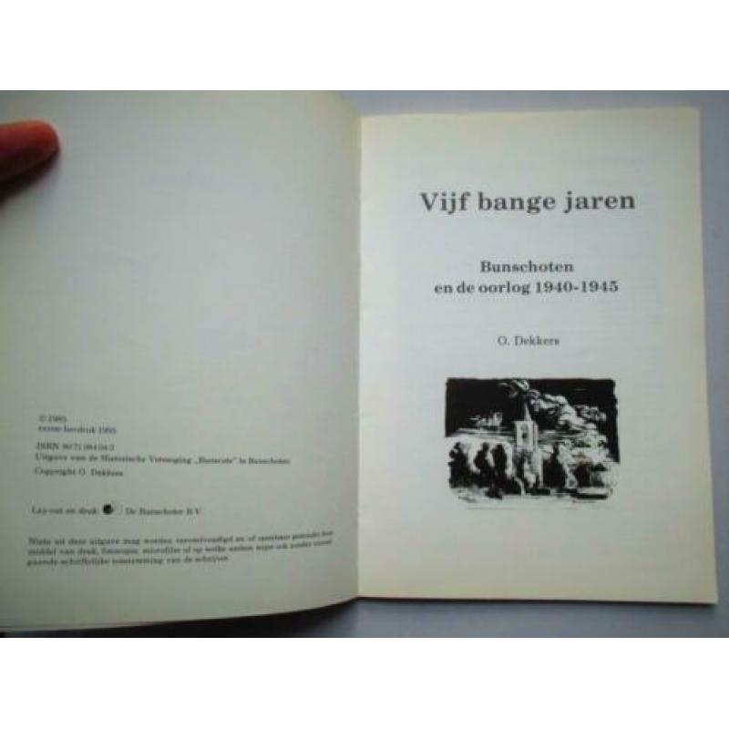 WO II~Vijf Bange Jaren~Bunschoten~Oud Schoolboek 2e Wereldoo