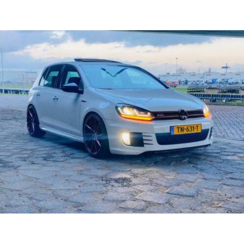 Volkswagen Golf 2.0 GTI 300PK DSG 2010 Wit!!!