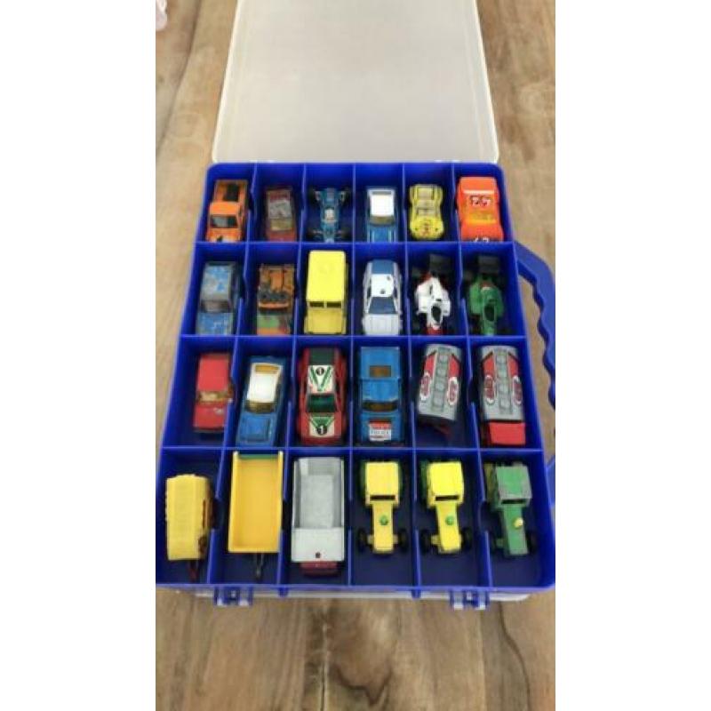 Majorette 48 modellen in koffer , 35 euro incl verzenden
